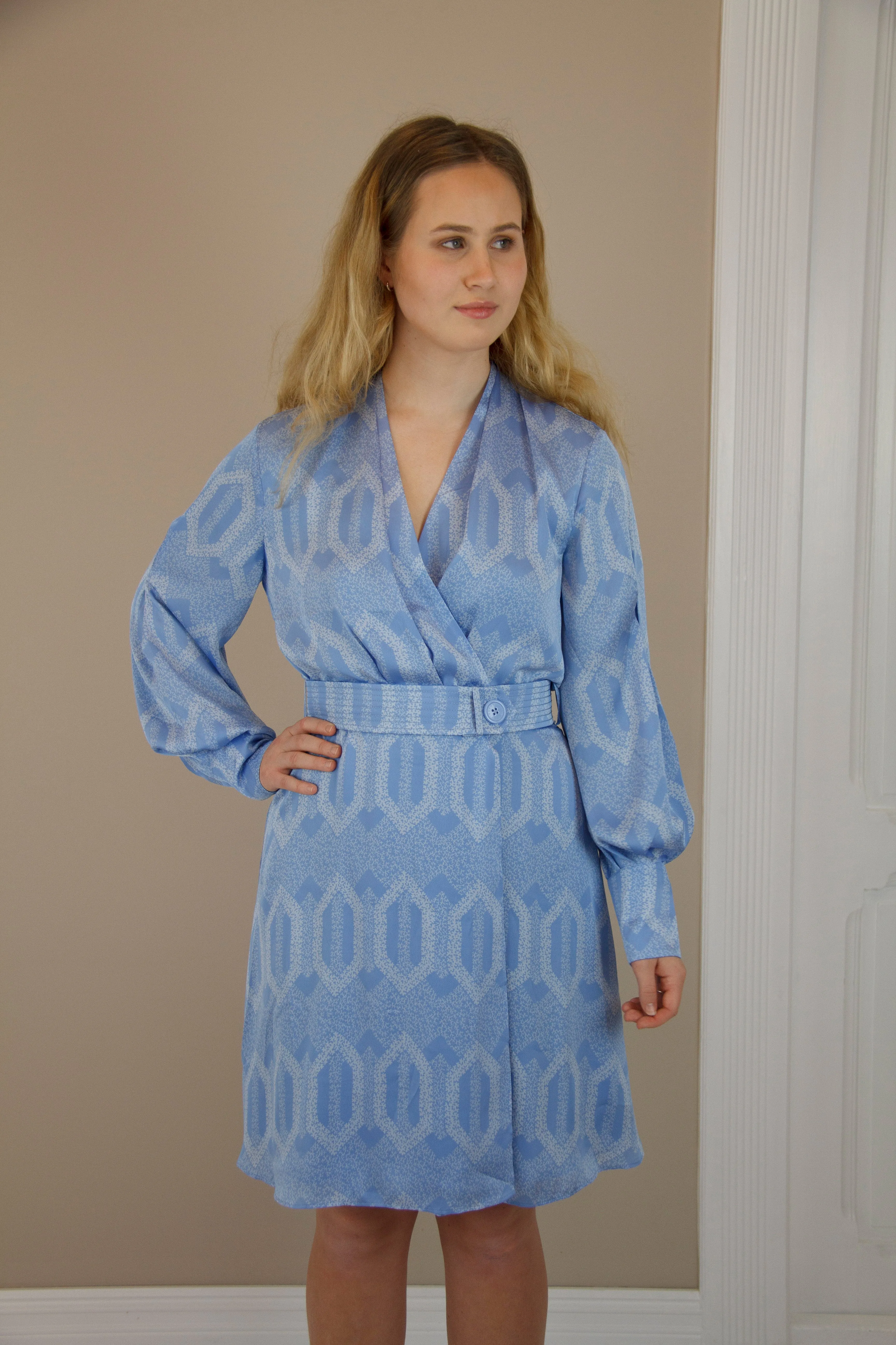 EQUIPMENT - Light Dress
